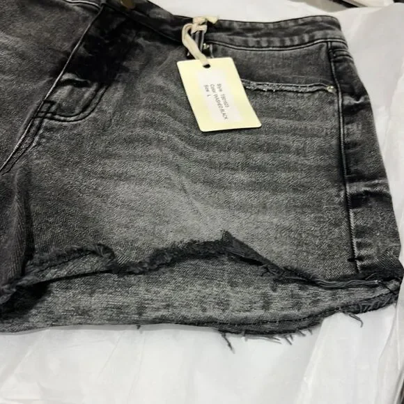 L.T.J. Letter To Juliet raw hem cutoff washed black denim jean shorts Large NWT - Picture 6 of 14